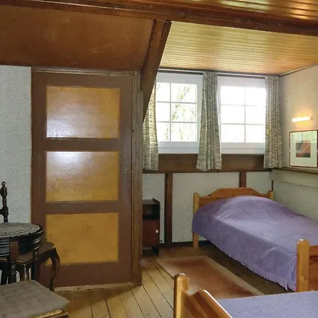Holiday home Three-bedroom Holiday In